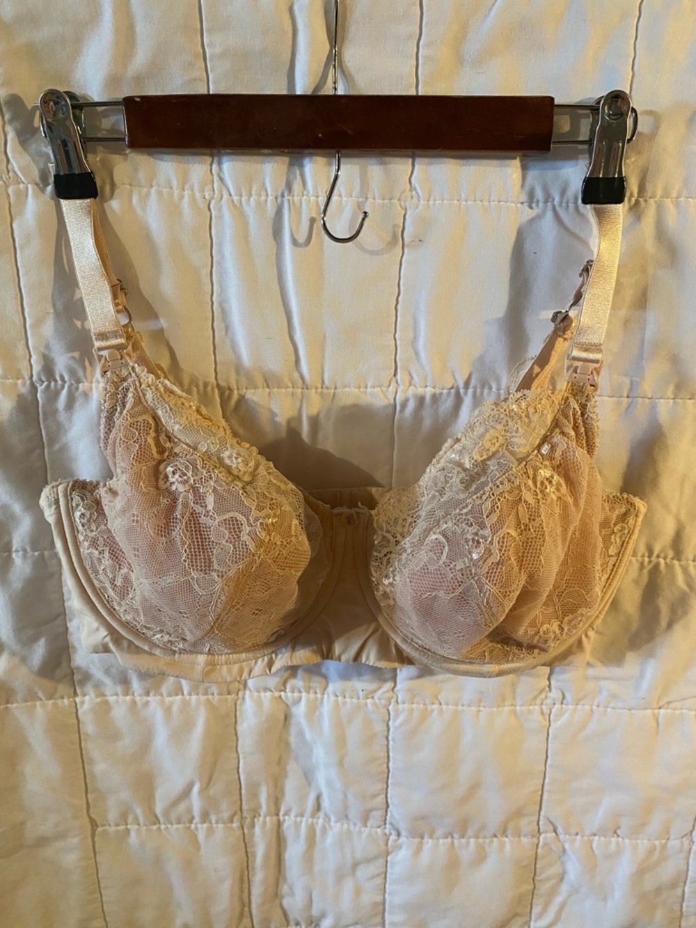 HOT MILK Lace Underwire Nursing Bra in Nude Blush